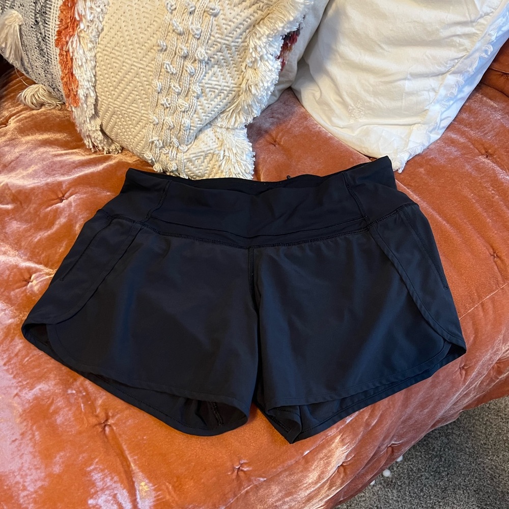 Lululemon Speed Up Mid Rise Lined Short 4in